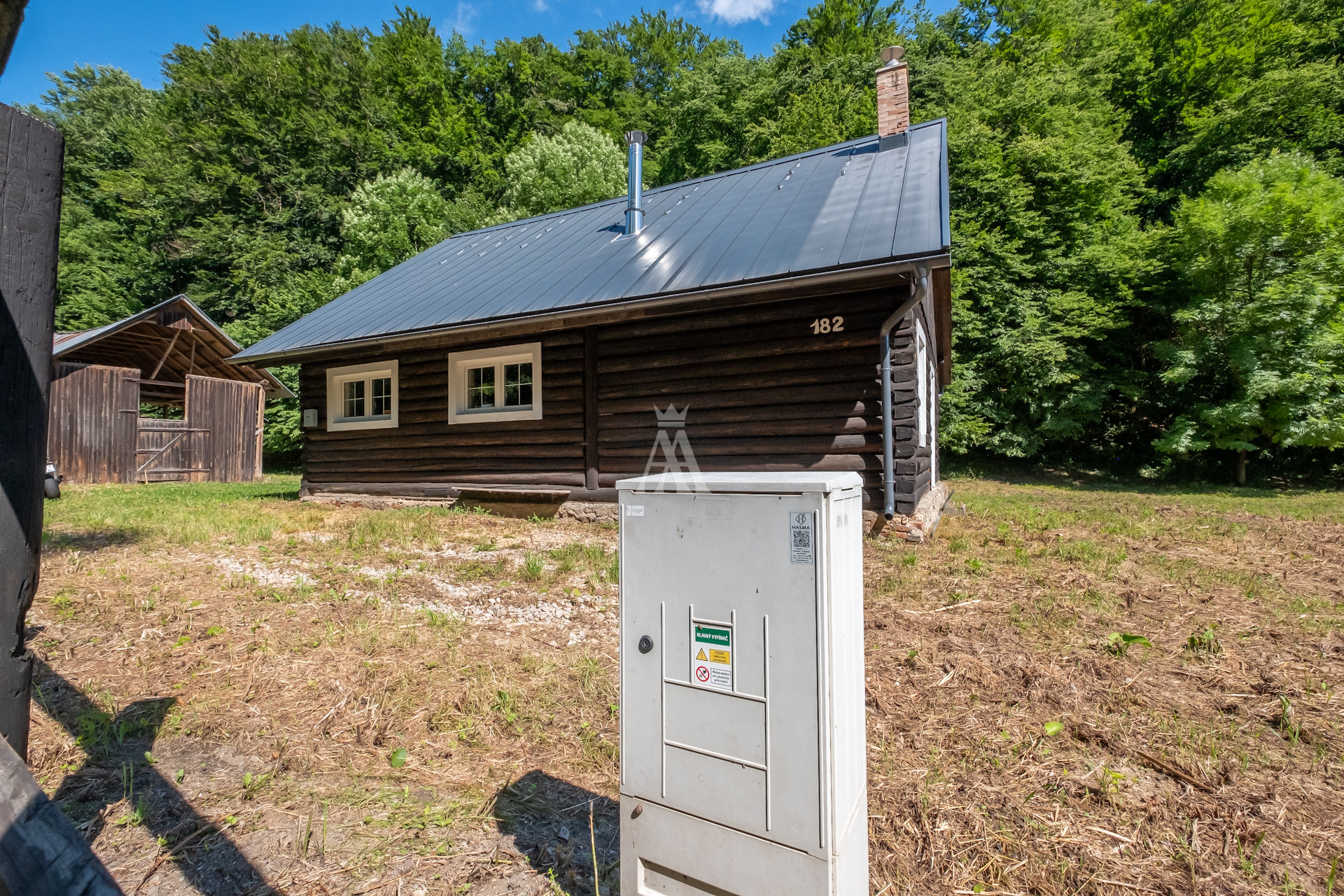 výmera pozemku 2500 m², IS elektrina, studňa, žumpa